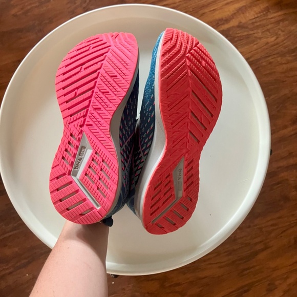 Brooks Levitate Energize Running Shoe sz9  5 EUC - Picture 5 of 6